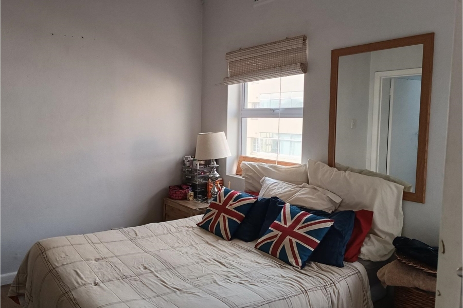 2 Bedroom Property for Sale in Zonnebloem Western Cape